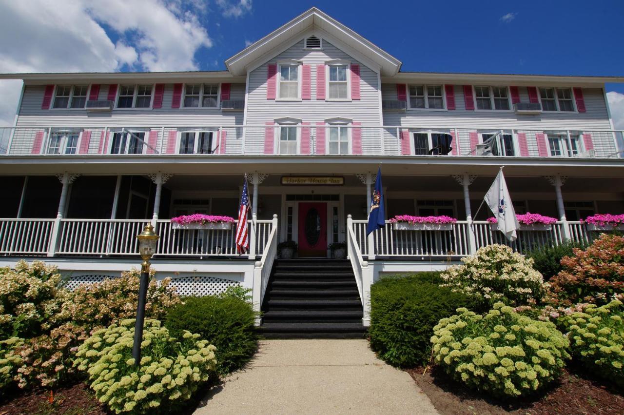 Harbor House Inn Grand Haven Exterior photo