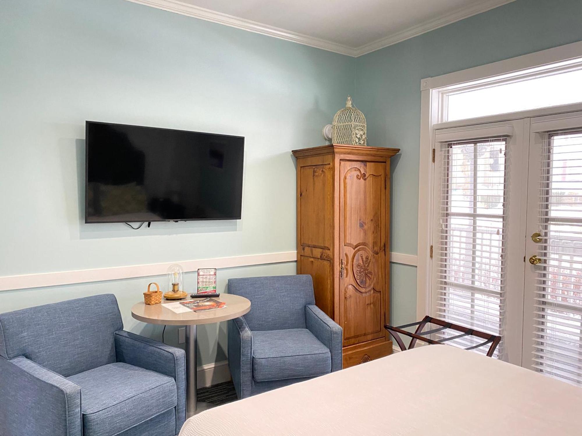 Harbor House Inn Grand Haven Room photo