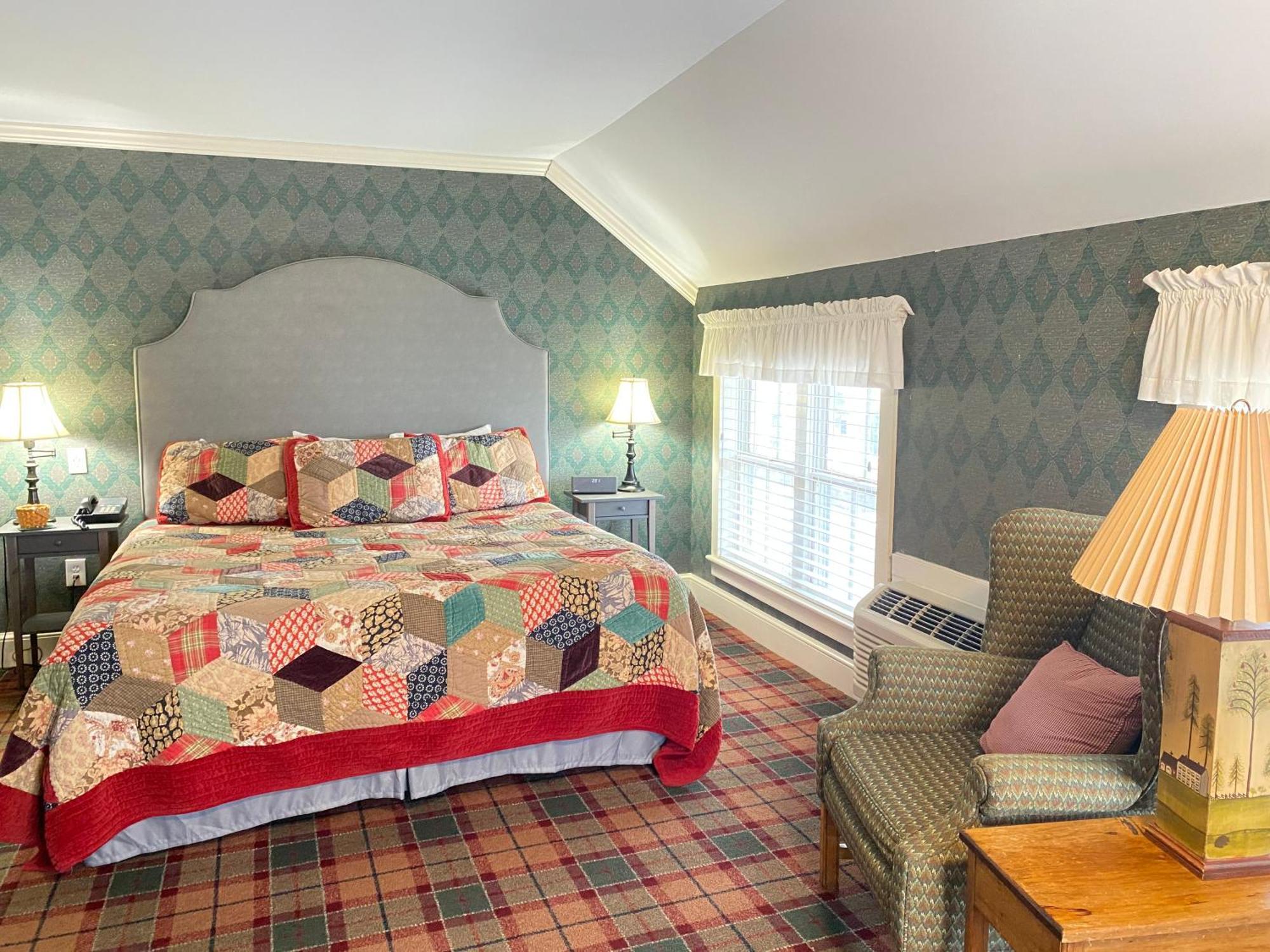 Harbor House Inn Grand Haven Room photo
